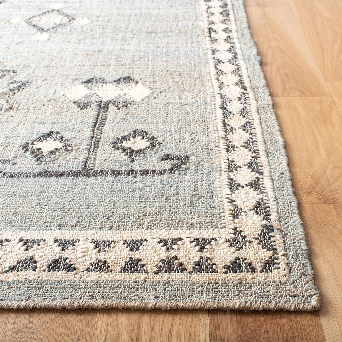 SAFAVIEH Area Rug 8X10 - Kilim Collection - Large - Blue & Black, Flat Weave Jute Design, Ideal for Living Room, Bedroom, Office, Dining Space (KLM762M)