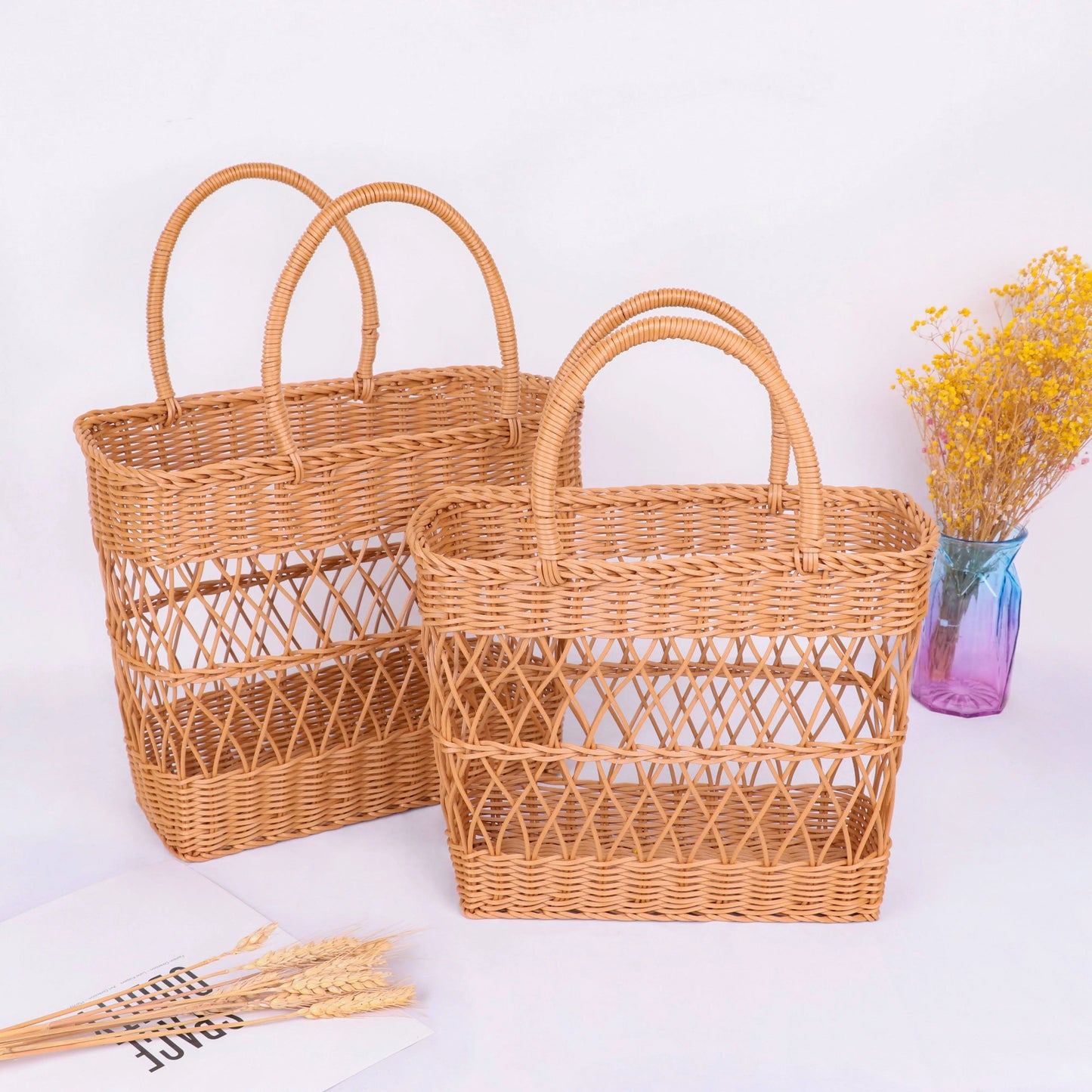 Woven Picnic Basket Large Capacity Fashionable Handmade Shopping Basket Portable Rattan Basket for Camping Picnic BBQ Fishing